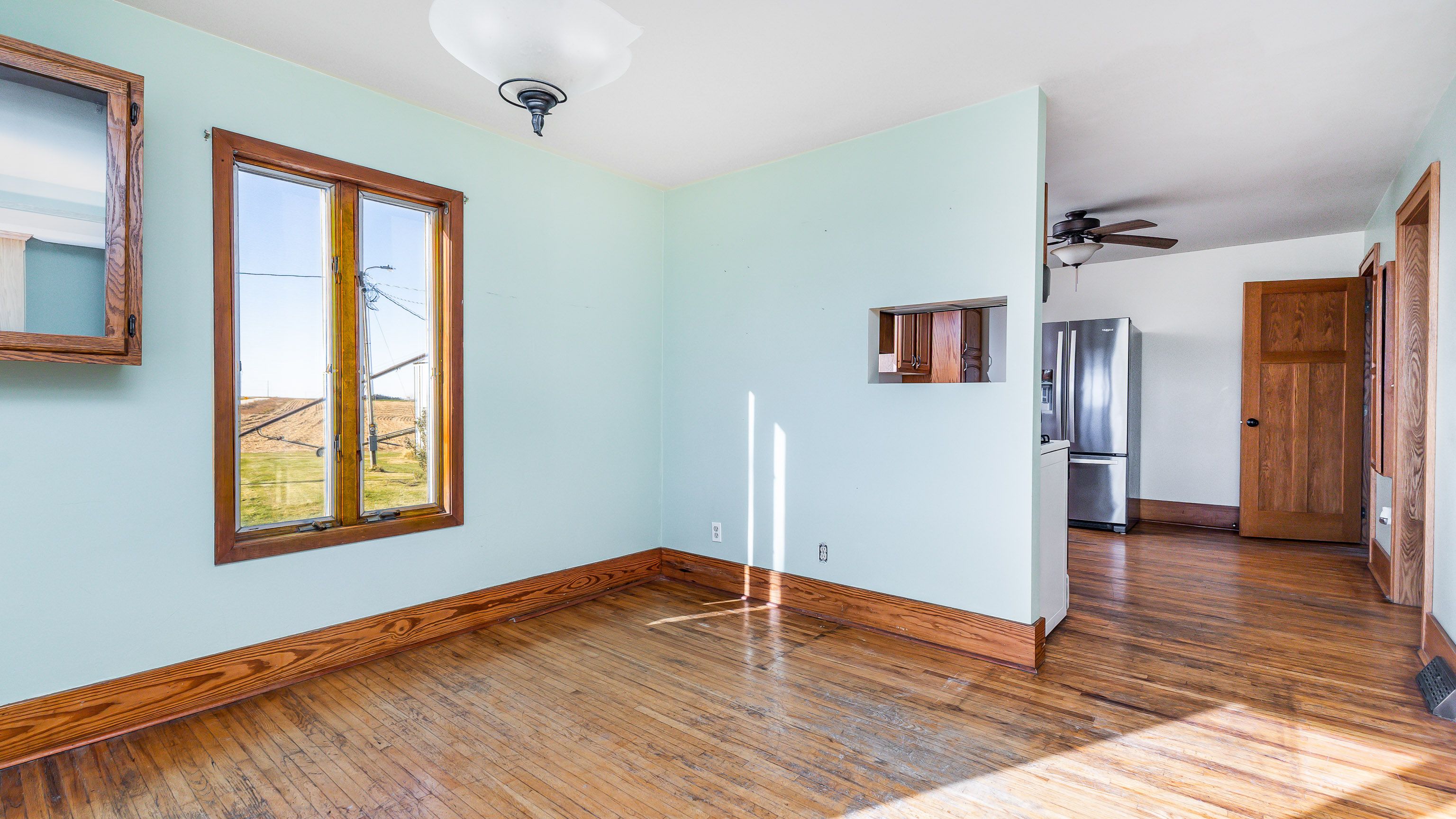 Listing Photo: 11-9162 RICHLAND RD011